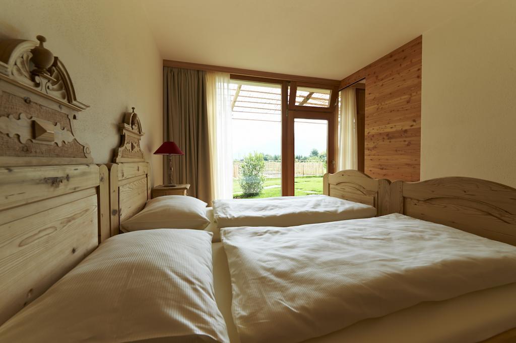 Weingut Stuck Appartement Eppan an der Weinstraße Kamer foto